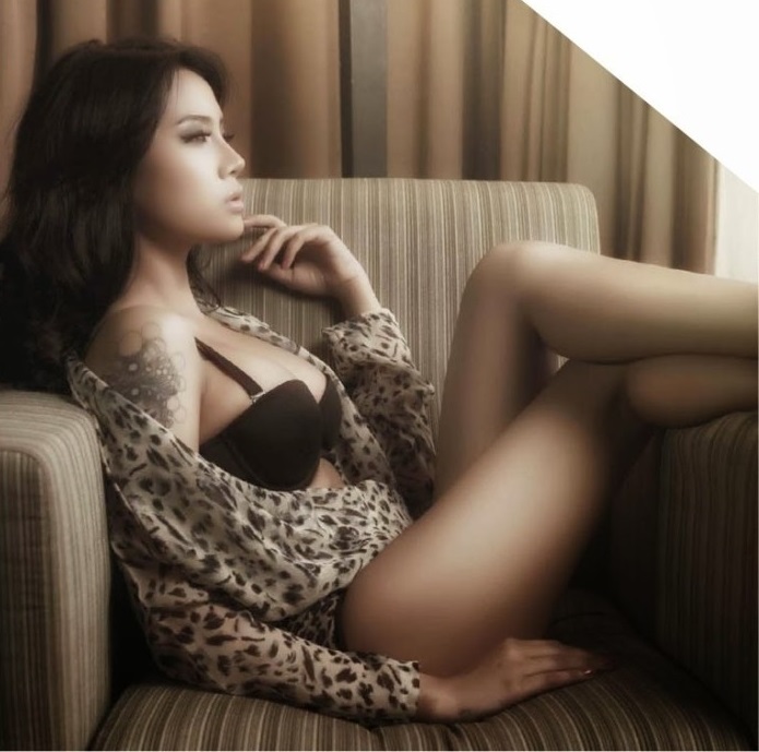 Rossa Nadya Lourenzza | Model of the Week 5