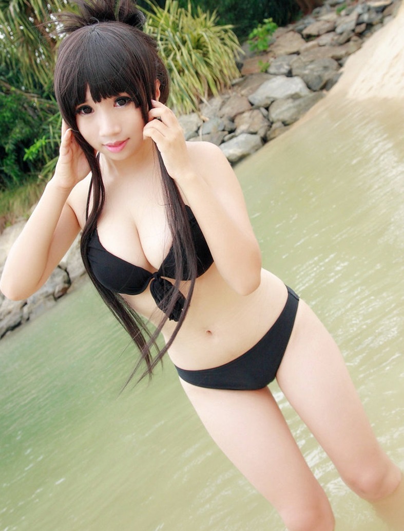 Aira Akiyama Mio Cosplay3