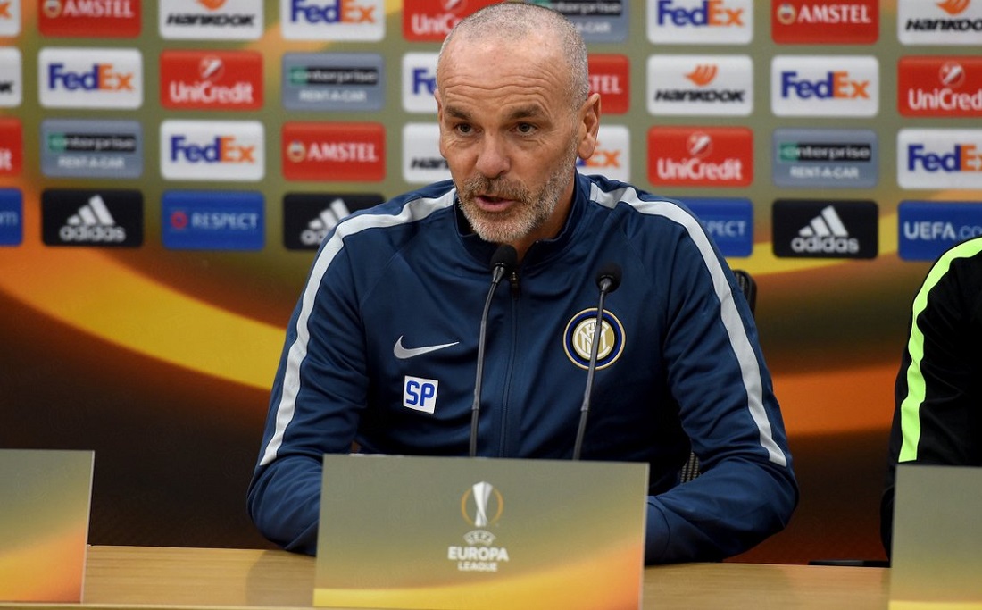 stefano-pioli-abaikan-berita-sepak-bola