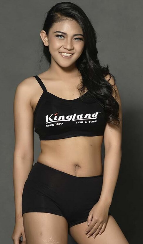 Putri | Featured Models2
