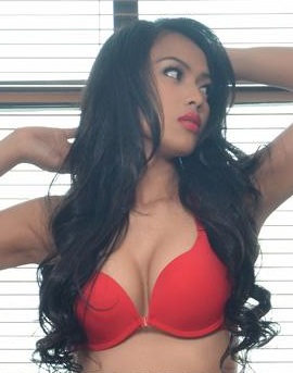 Alisha Dara | Featured Models5